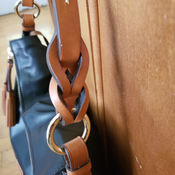 Dooney and Bourke Newbury Sloan handbag - Picture 11 of 15